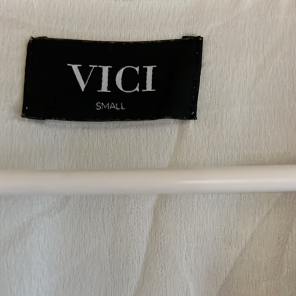 VICI Floral Dress - Picture 3 of 7